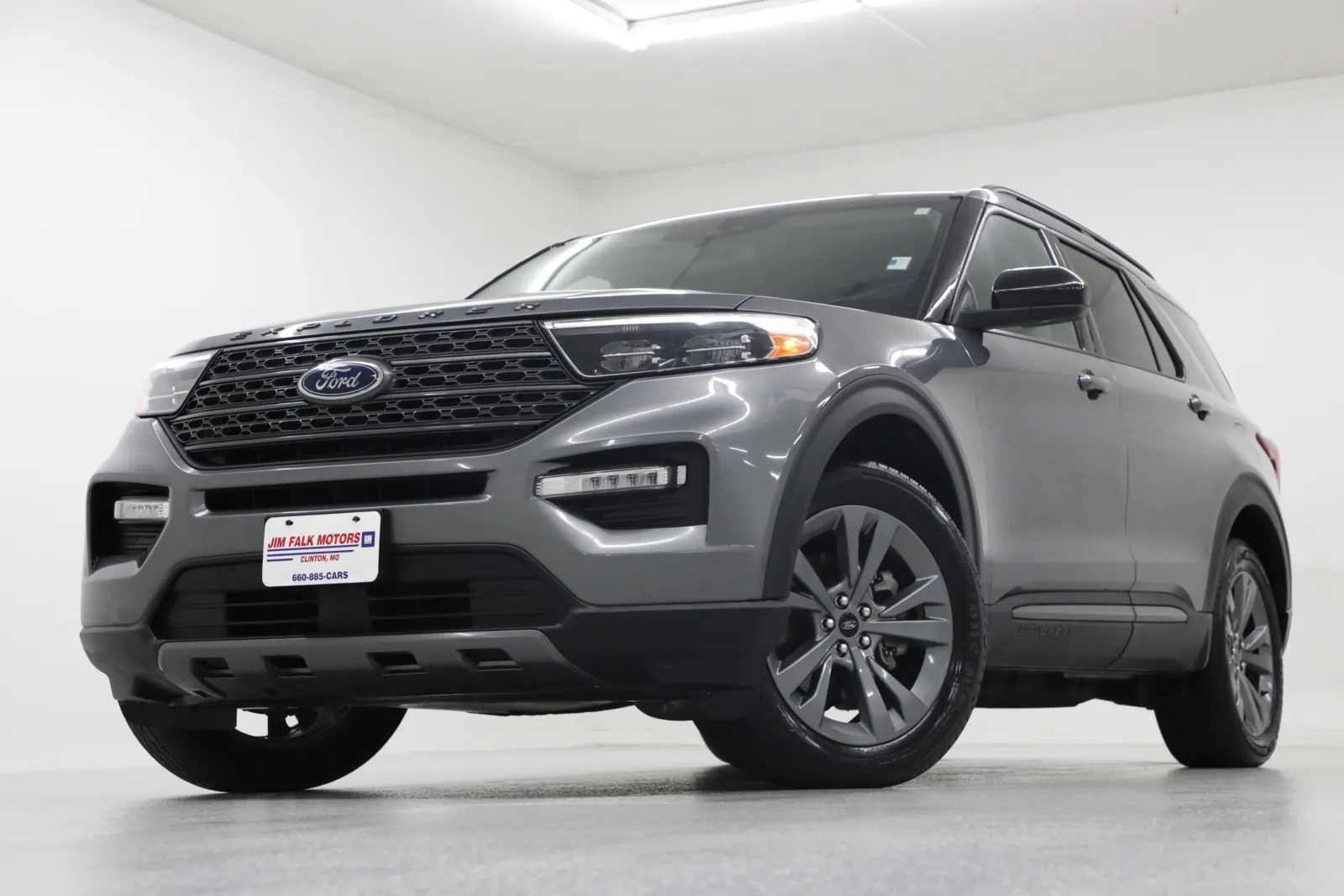 2022 Ford Explorer XLT's photo