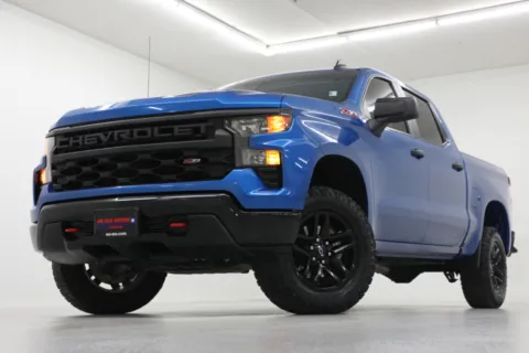 Blue 2022 Chevrolet Silverado 1500 Custom Trail Boss for sale in Clinton, MO