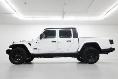 Another view of 2021 Jeep Gladiator Willys for sale in Clinton, MO at Jim Falk Motors