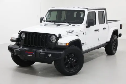 More photos of 2021 Jeep Gladiator Willys at Jim Falk Motors, MO