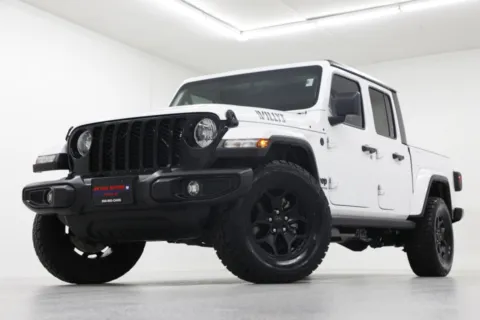 White 2021 Jeep Gladiator Willys for sale in Clinton, MO