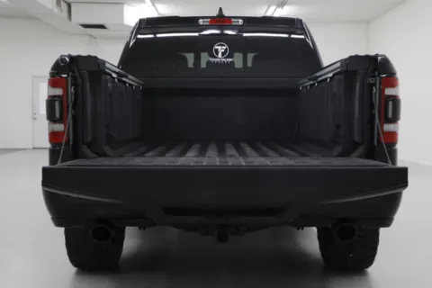 More photos of 2021 Ram 1500 Laramie at Jim Falk Motors, MO