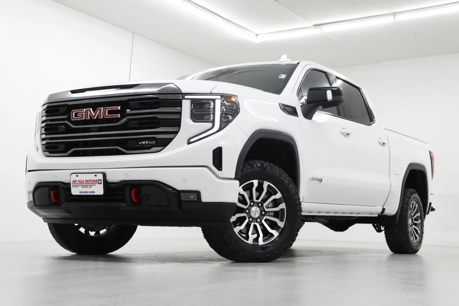 2023 GMC Sierra 1500 AT4's photo