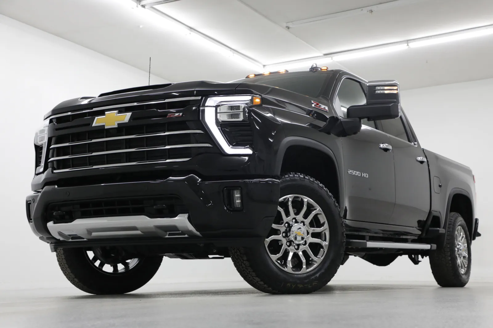 2026 Chevrolet Silverado 2500HD LTZ's photo