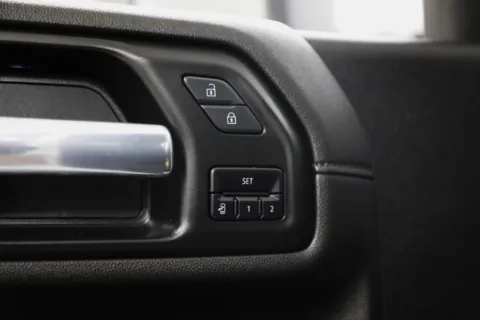 More photos of 2021 Chevrolet Silverado 3500HD LTZ at Jim Falk Motors, MO