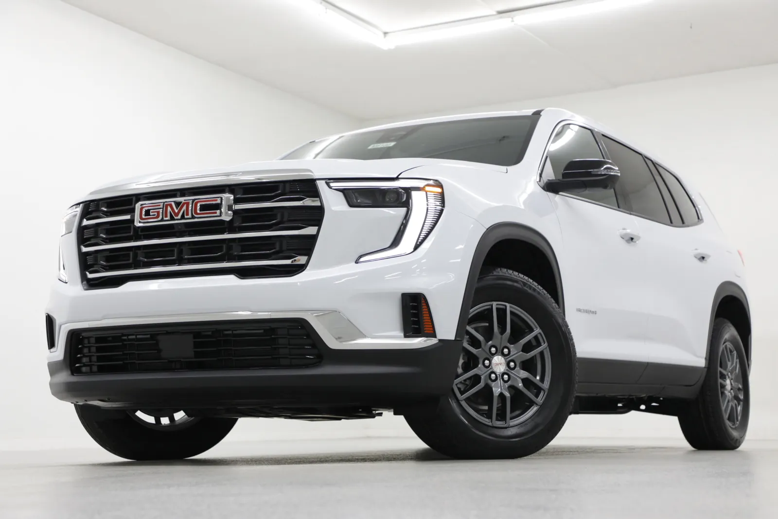 2026 GMC Acadia Elevation's photo