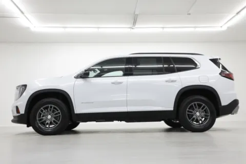 Another view of 2026 GMC Acadia FWD Elevation for sale in Clinton, MO at Jim Falk Motors