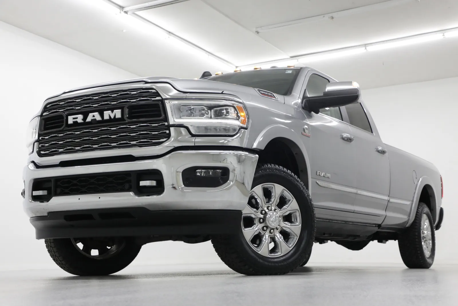 2020 RAM Ram 3500 Pickup Limited's photo