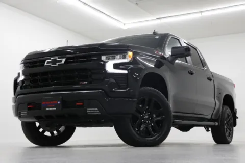 Black 2025 Chevrolet Silverado 1500 LT Trail Boss for sale in Clinton, MO