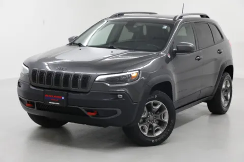 More photos of 2019 Jeep Cherokee Trailhawk at Jim Falk Motors, MO