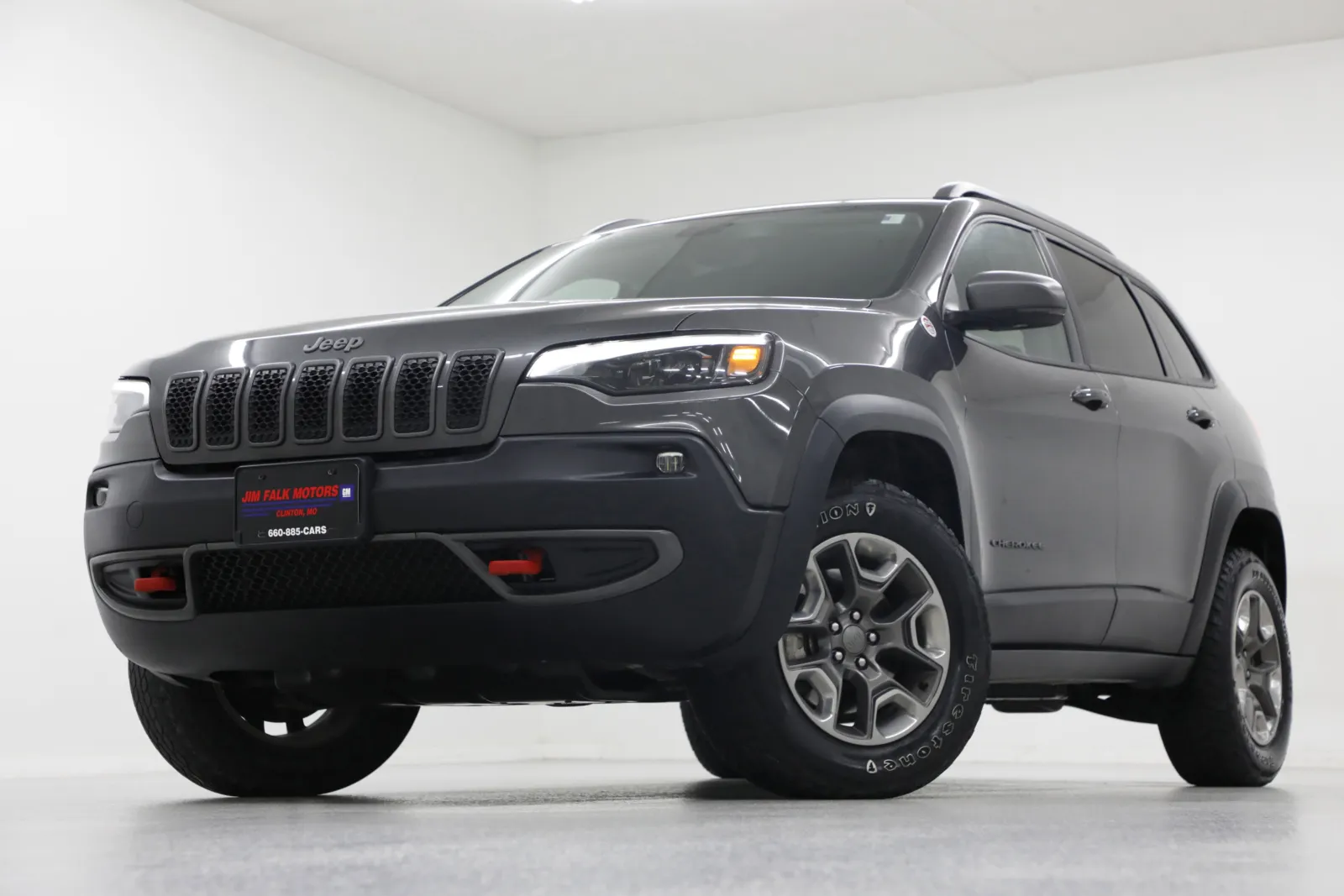Gray 2019 Jeep Cherokee Trailhawk for sale in Clinton, MO