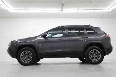 Another view of 2019 Jeep Cherokee Trailhawk for sale in Clinton, MO at Jim Falk Motors