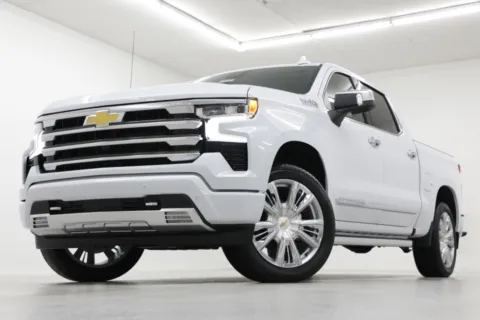 White 2026 Chevrolet Silverado 1500 High Country for sale in Clinton, MO