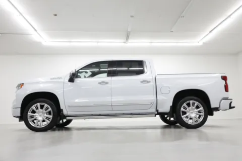 Another view of 2026 Chevrolet Silverado 1500 High Country for sale in Clinton, MO at Jim Falk Motors