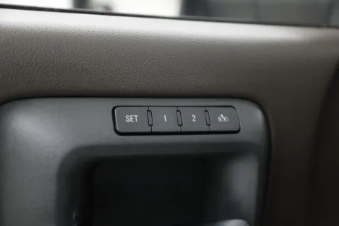 More photos of 2016 Chevrolet Silverado 2500HD High Country at Jim Falk Motors, MO