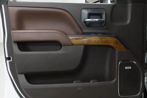 Photos of 2016 Chevrolet Silverado 2500HD High Country for sale in Clinton, MO at Jim Falk Motors