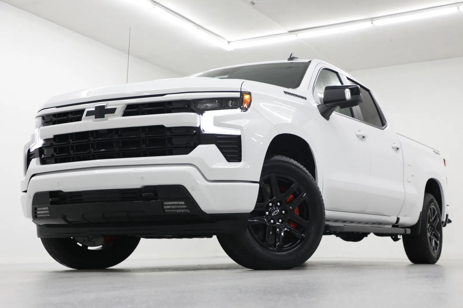 White 2026 Chevrolet Silverado 1500 RST for sale in Clinton, MO