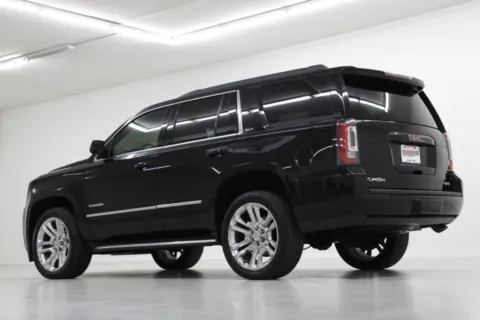 More photos of 2020 GMC Yukon SLT at Jim Falk Motors, MO