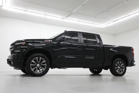 Photos of 2021 Chevrolet Silverado 1500 RST for sale in Clinton, MO at Jim Falk Motors