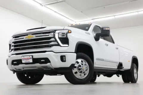 White 2024 Chevrolet Silverado 3500HD High Country for sale in Clinton, MO