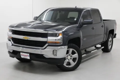 More photos of 2018 Chevrolet Silverado 1500 LT at Jim Falk Motors, MO