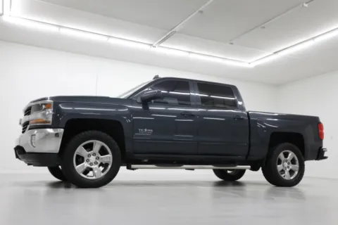 Photos of 2018 Chevrolet Silverado 1500 LT for sale in Clinton, MO at Jim Falk Motors