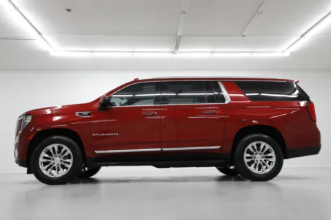 Another view of 2021 GMC Yukon XL SLT for sale in Clinton, MO at Jim Falk Motors