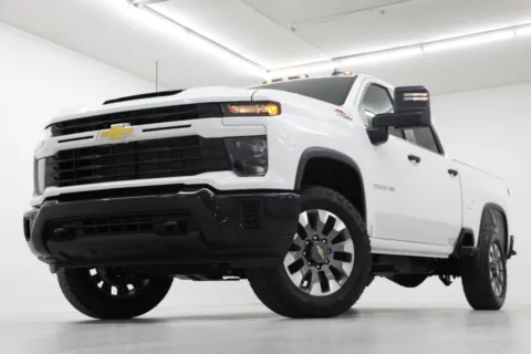 White 2026 Chevrolet Silverado 2500HD Custom for sale in Clinton, MO