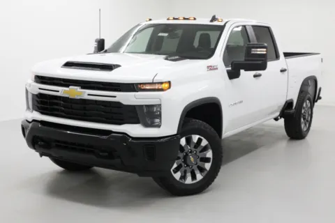 More photos of 2026 Chevrolet Silverado 2500HD Custom at Jim Falk Motors, MO