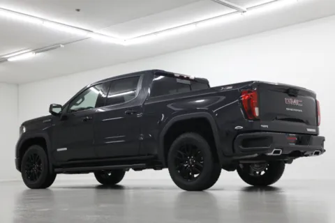 More photos of 2026 GMC Sierra 1500 Elevation at Jim Falk Motors, MO