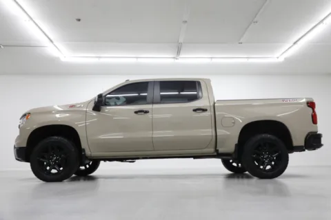 Another view of 2022 Chevrolet Silverado 1500 LT Trail Boss for sale in Clinton, MO at Jim Falk Motors