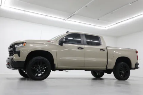 Photos of 2022 Chevrolet Silverado 1500 LT Trail Boss for sale in Clinton, MO at Jim Falk Motors