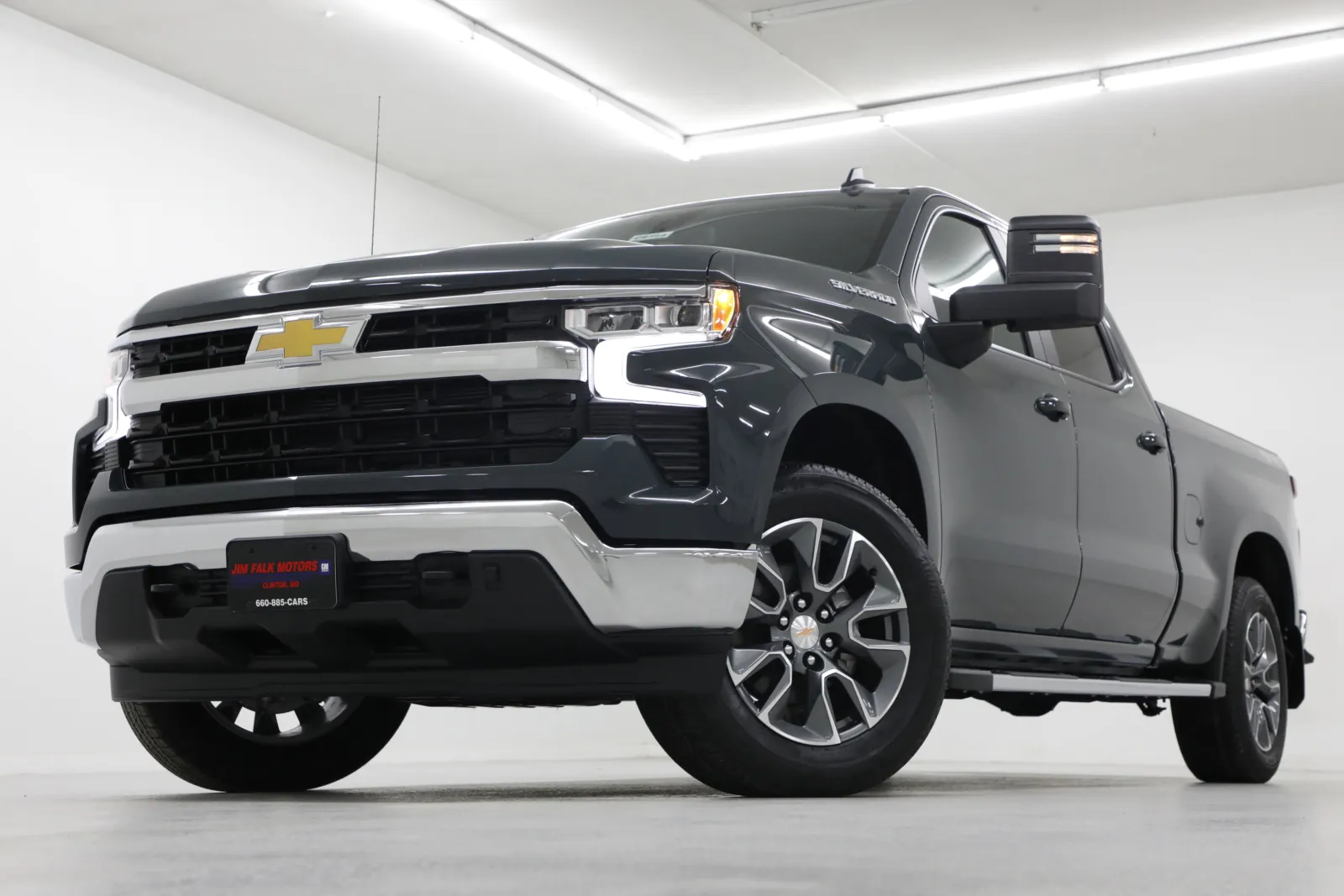 2026 Chevrolet Silverado 1500 LT's photo