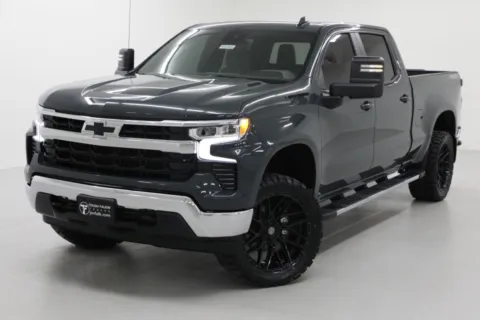 More photos of 2026 Chevrolet Silverado 1500 LT at Jim Falk Motors, MO