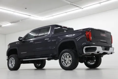More photos of 2026 GMC Sierra 1500 SLT at Jim Falk Motors, MO