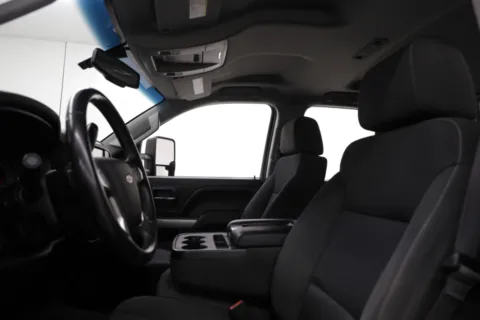 More photos of 2016 Chevrolet Silverado 2500HD LT at Jim Falk Motors, MO