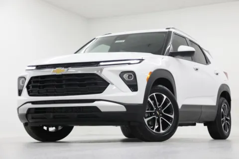 White 2026 Chevrolet Trailblazer LT for sale in Clinton, MO