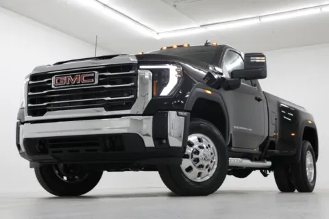 Black 2026 GMC Sierra 3500HD DRW SLE for sale in Clinton, MO