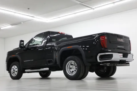 More photos of 2026 GMC Sierra 3500HD DRW SLE at Jim Falk Motors, MO