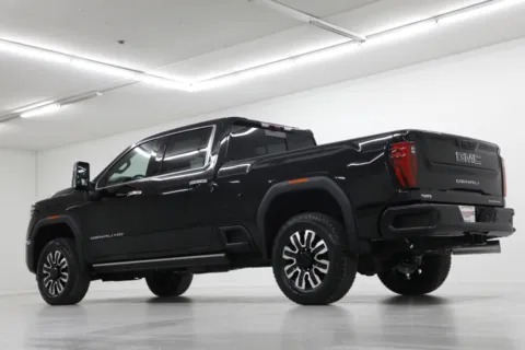 More photos of 2026 GMC Sierra 2500HD Denali Ultimate at Jim Falk Motors, MO