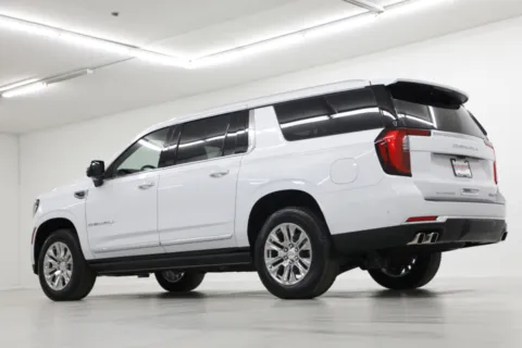 More photos of 2026 GMC Yukon XL Denali at Jim Falk Motors, MO