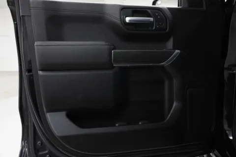 Photos of 2019 GMC Sierra 1500 AT4 for sale in Clinton, MO at Jim Falk Motors