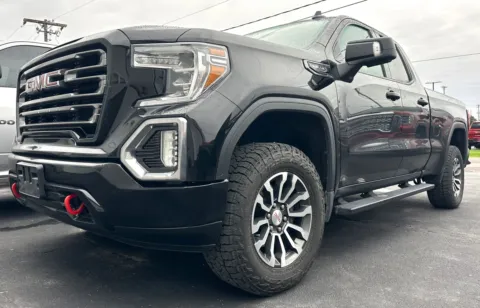 Black 2019 GMC Sierra 1500 AT4 for sale in Clinton, MO