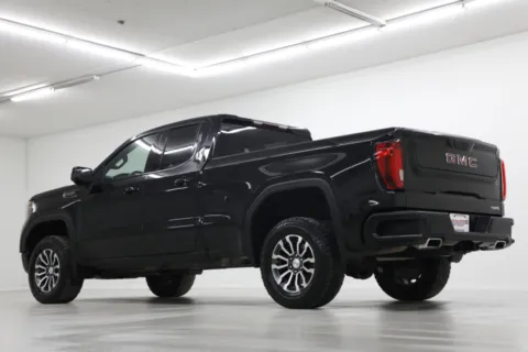 More photos of 2019 GMC Sierra 1500 AT4 at Jim Falk Motors, MO