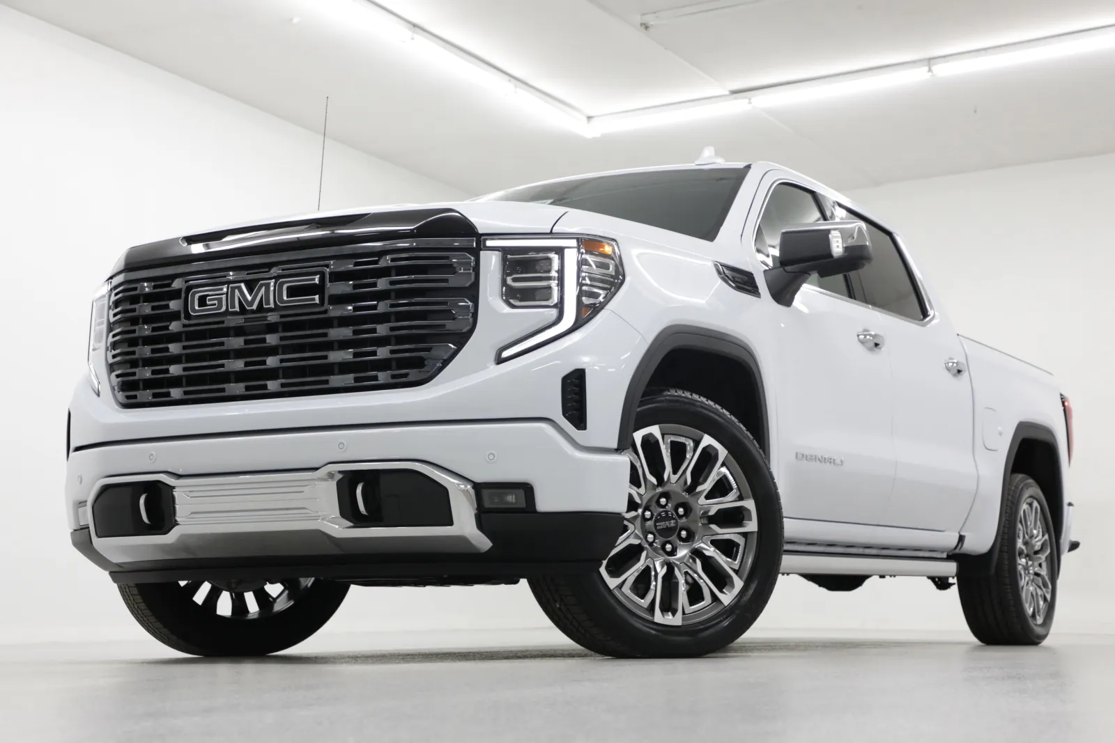 White 2026 GMC Sierra 1500 Denali Ultimate for sale in Clinton, MO