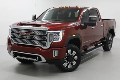 More photos of 2022 GMC Sierra 2500HD Denali at Jim Falk Motors, MO