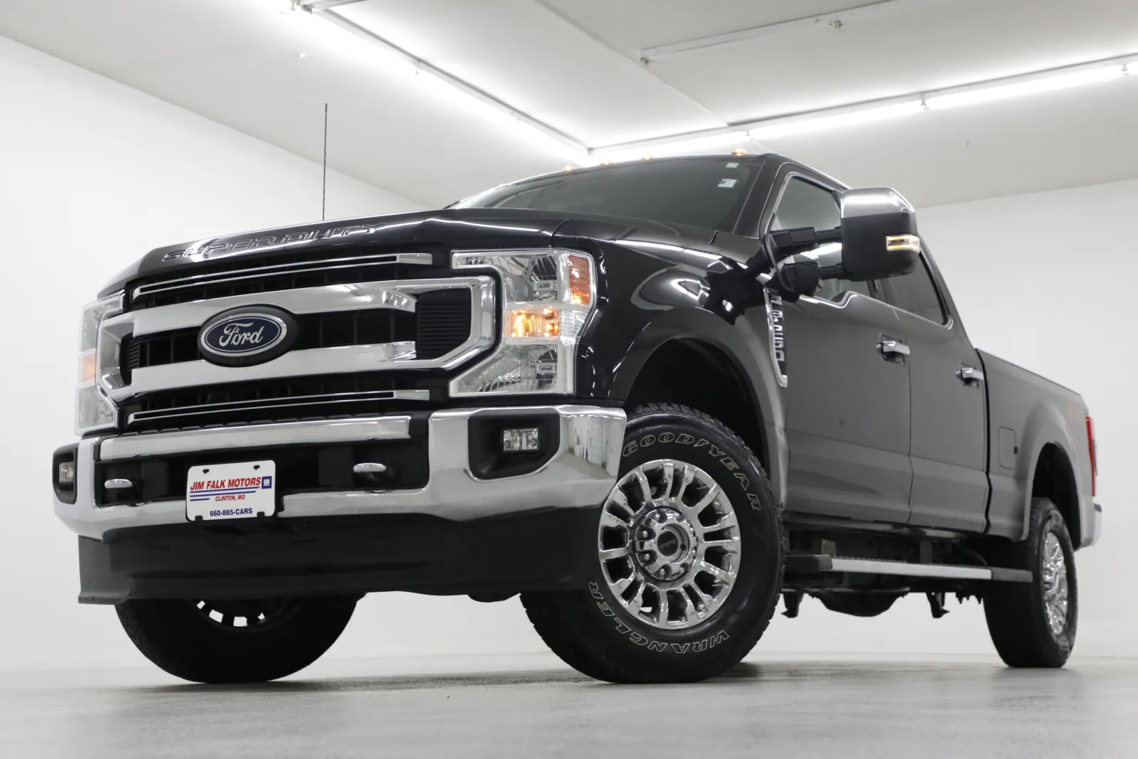 Black 2022 Ford Super Duty F-250 SRW XLT for sale in Clinton, MO