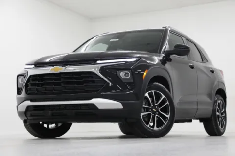Black 2026 Chevrolet Trailblazer LT for sale in Clinton, MO