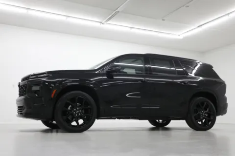 Photos of 2026 Chevrolet Traverse AWD RS for sale in Clinton, MO at Jim Falk Motors