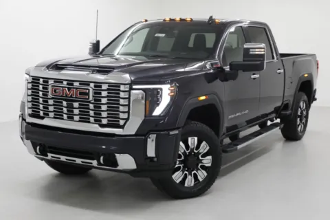 More photos of 2026 GMC Sierra 2500HD Denali at Jim Falk Motors, MO